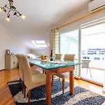 Di Di Taj With Large Balcony And Bbq Appartement Zadar